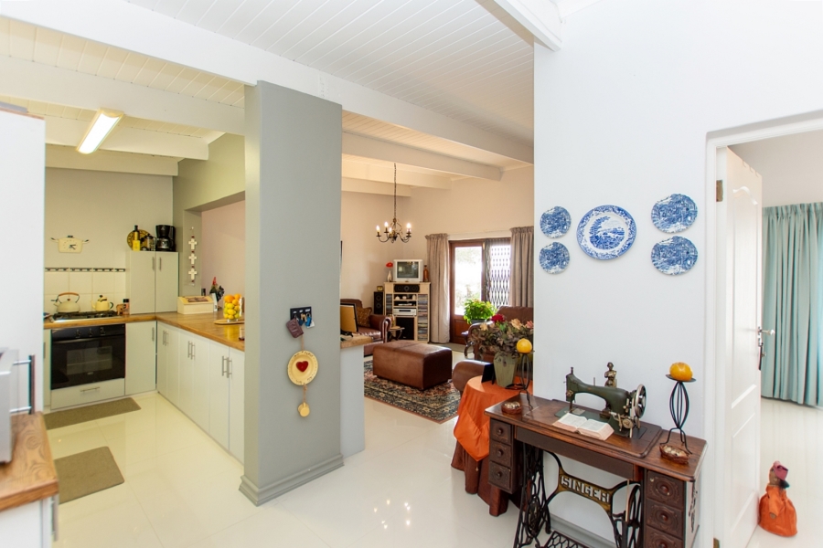 7 Bedroom Property for Sale in Paternoster Western Cape